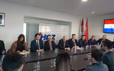Načelnici i gradonačelnici općina i gradova u ŽZH sastali se danas u Grudama s predsjednikom HDZ-a BiH dr. Draganom Čovićem