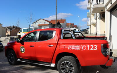 Upriličena primopredaja višenamjenskog vozila za potrebe Profesionalne vatrogasne postrojbe Posušje